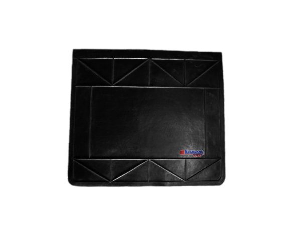 GUARDAFANGO LISO GRANDE (60/63 X 50/55)